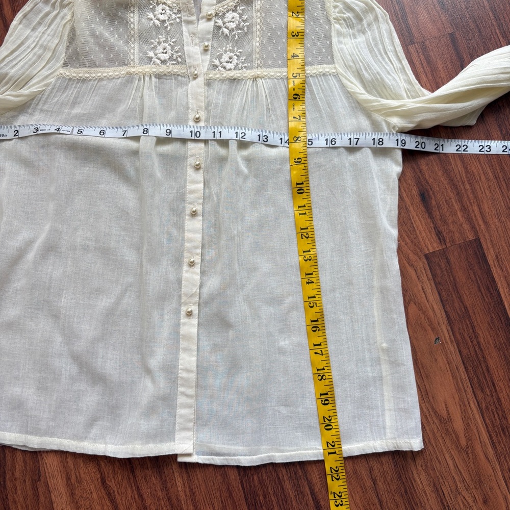 gunne sax pearl cotton lace button front long sleeve - Picture 6 of 6